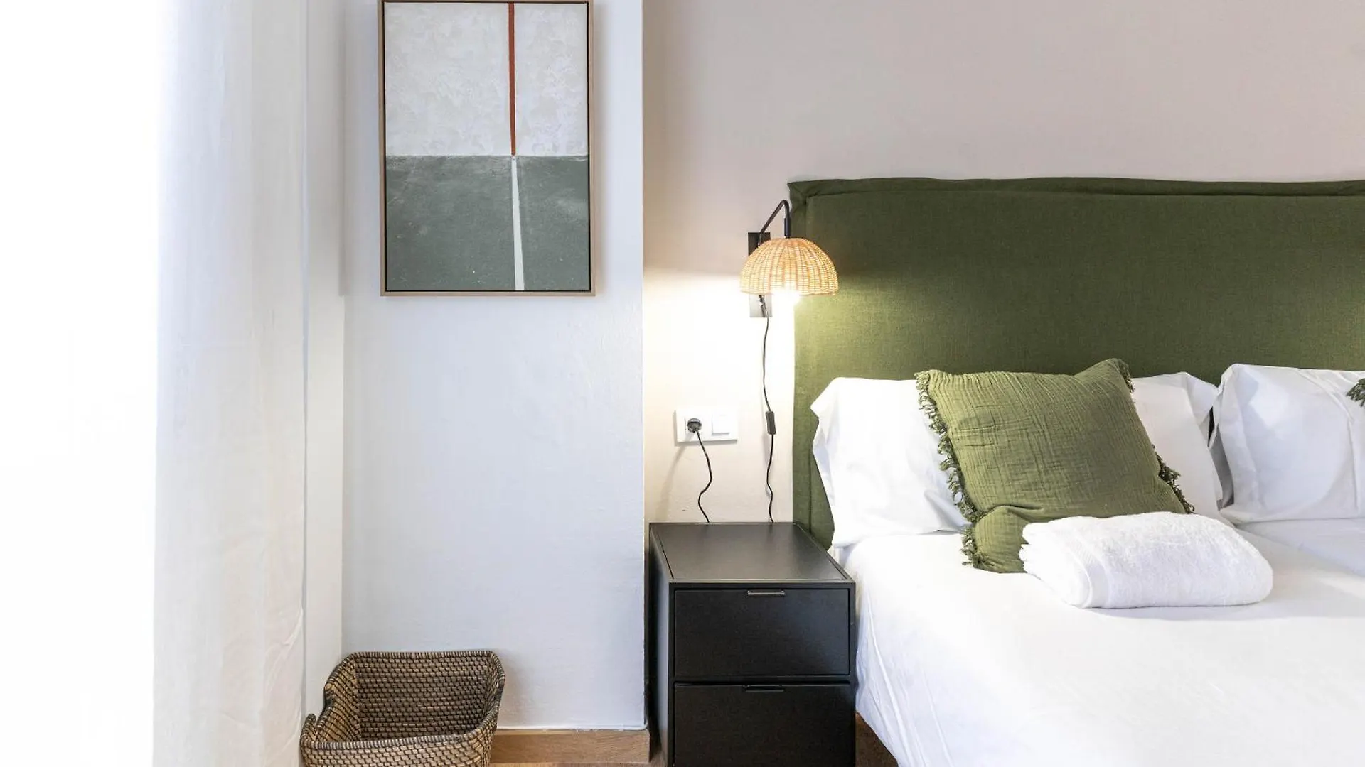 Sagrada Familia Apartment Barcelona